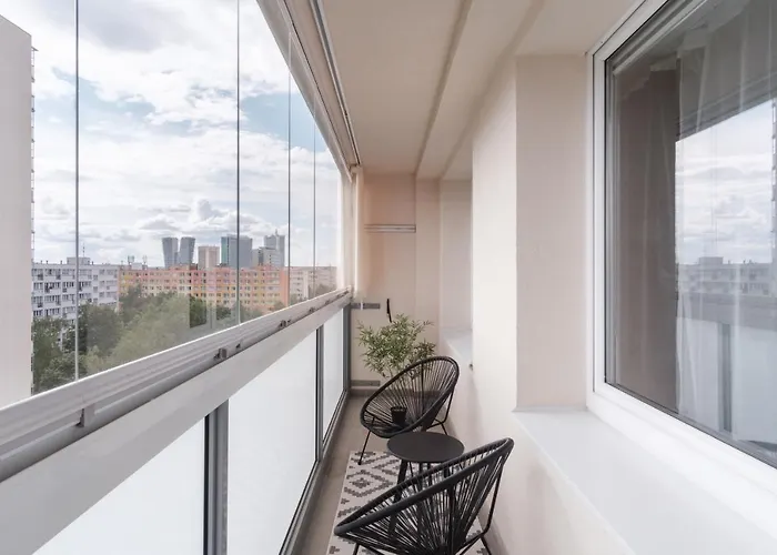 Days - Family W Balcony In Quiet Area Appartement