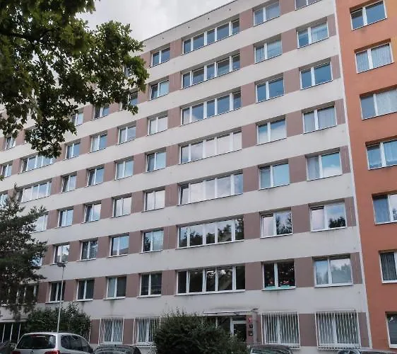 Days - Family W Balcony In Quiet Area Appartement Prague